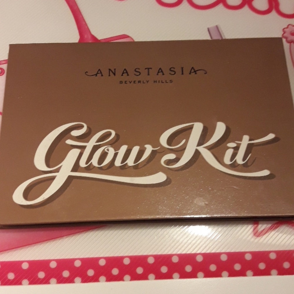 *sold*Glow kit used
